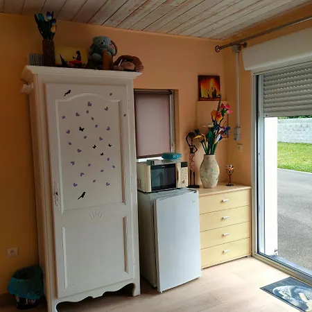 Belle D'hotes Pret De La Tranche Sur Appartement *